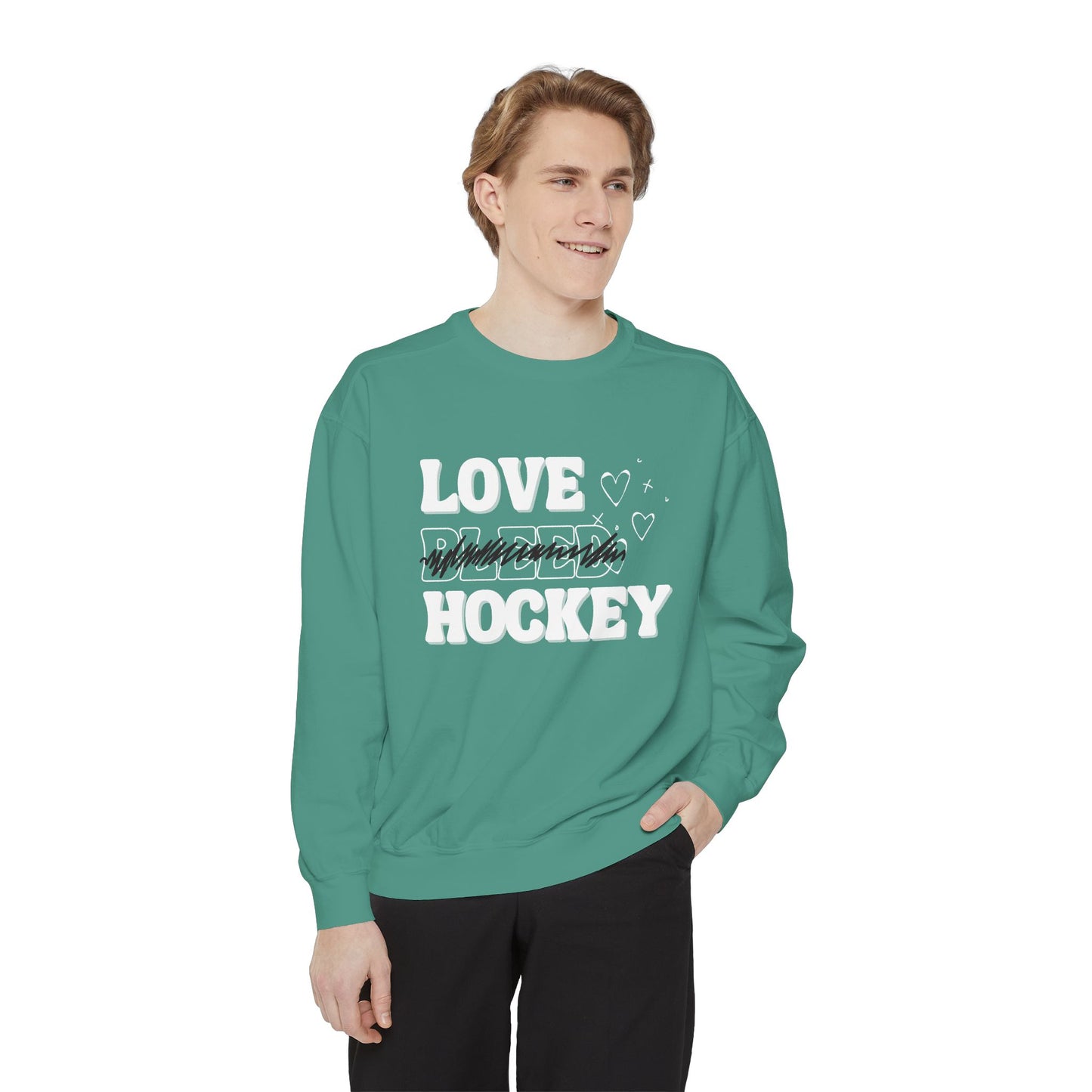 LOVE HOCKEY CREWNECK